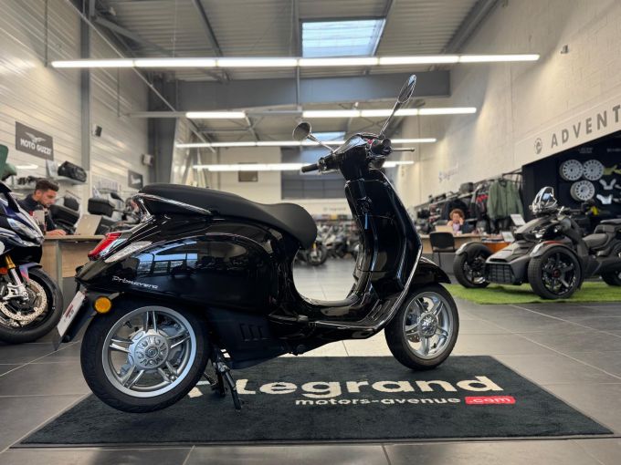 VESPA PRIMAVERA 50 4