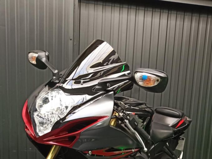 SUZUKI GSX-R 750 4