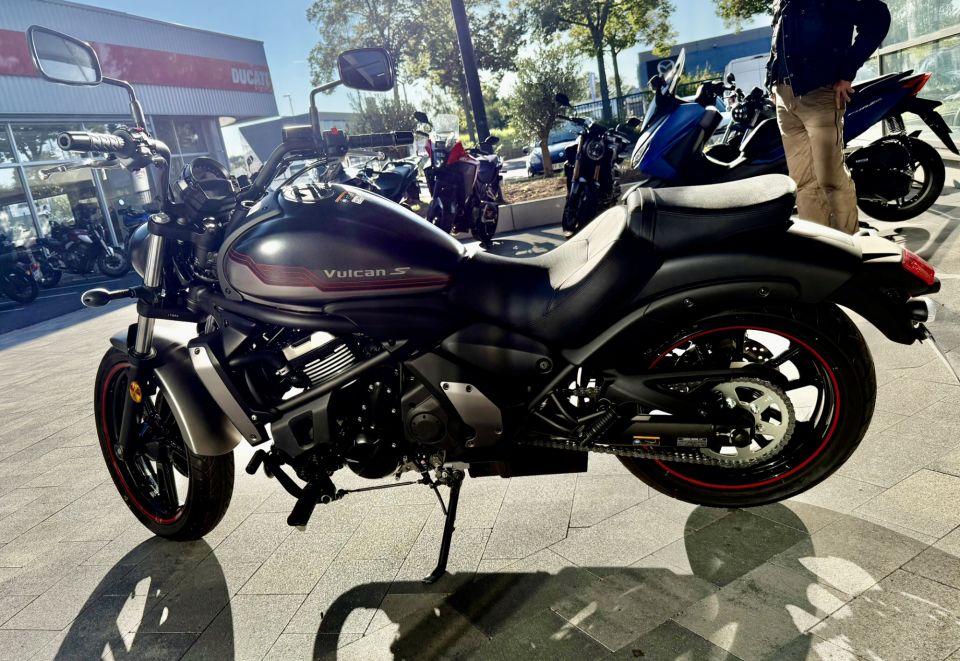 KAWASAKI VULCAN 650 S 4