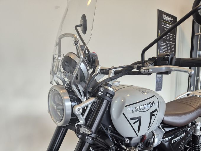 TRIUMPH SCRAMBLER 1200 4