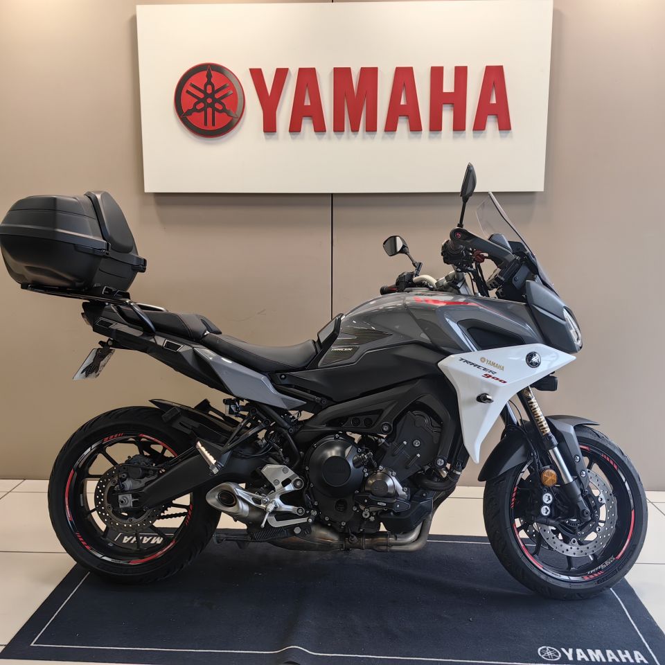 YAMAHA TRACER 900 4