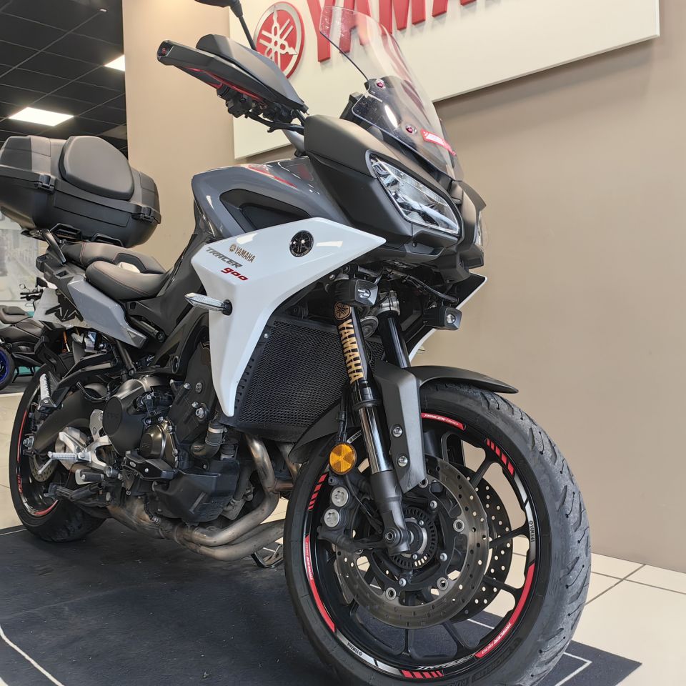 YAMAHA TRACER 900 4
