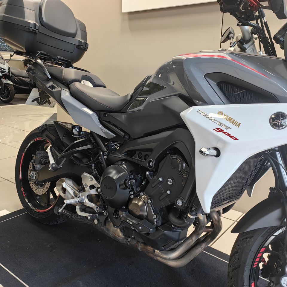 YAMAHA TRACER 900 4