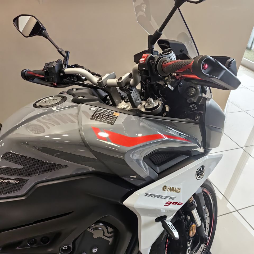 YAMAHA TRACER 900 4
