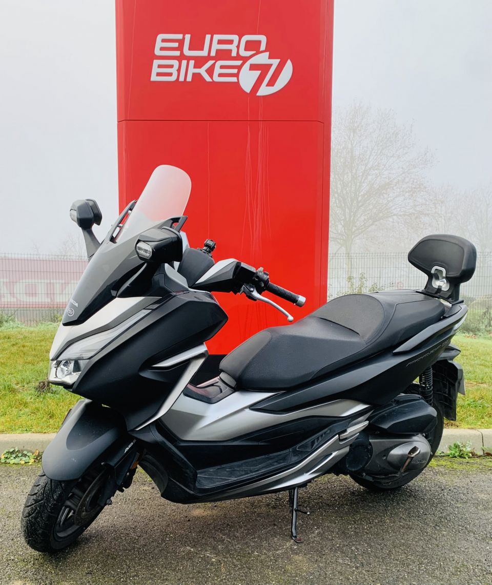 HONDA NSS FORZA 300 4