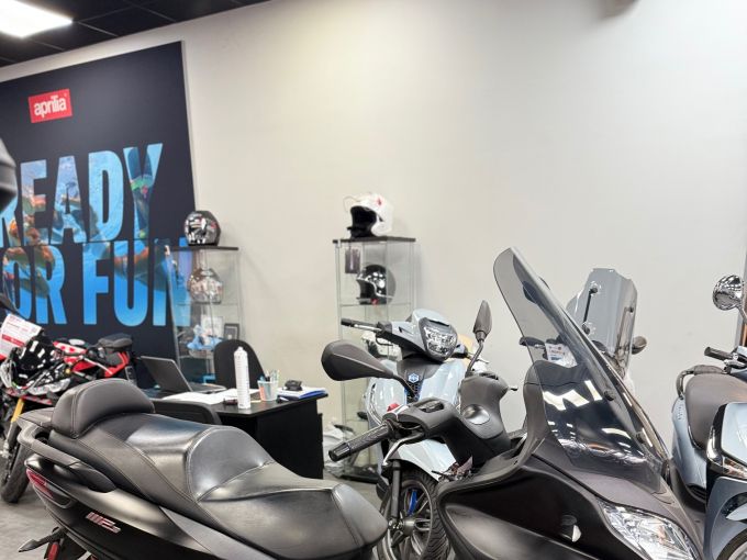 PIAGGIO MP3 400 HPE SPORT ABS ASR 4
