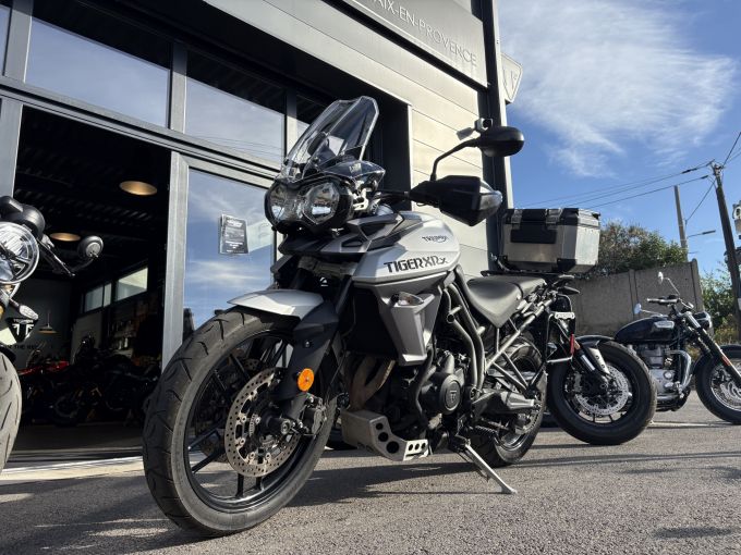 TRIUMPH TIGER 800 XRX LRH 4