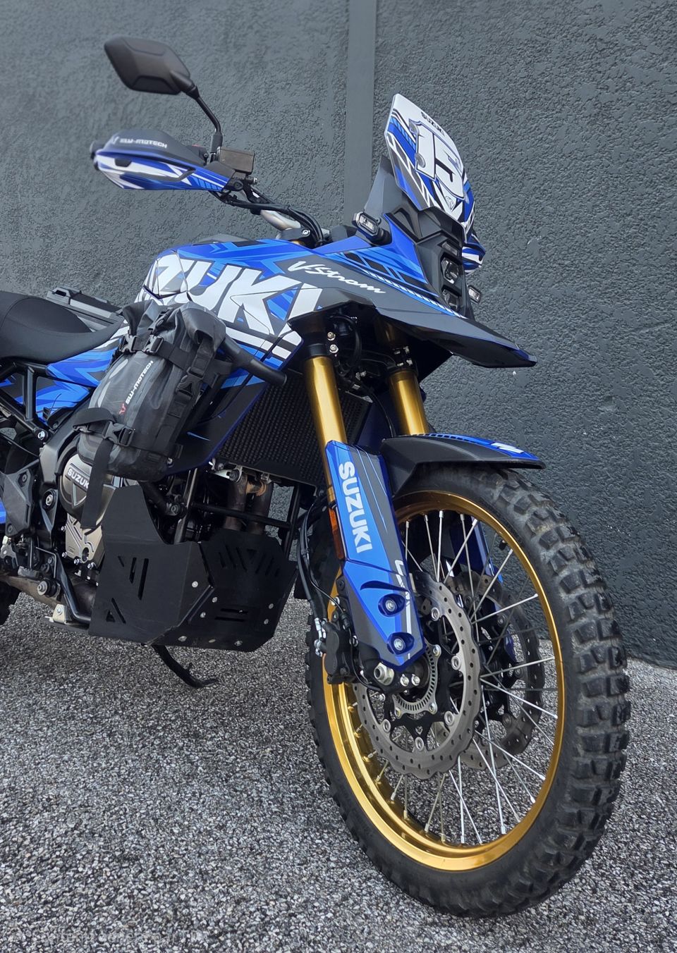 SUZUKI DL V-STROM 800DE 4