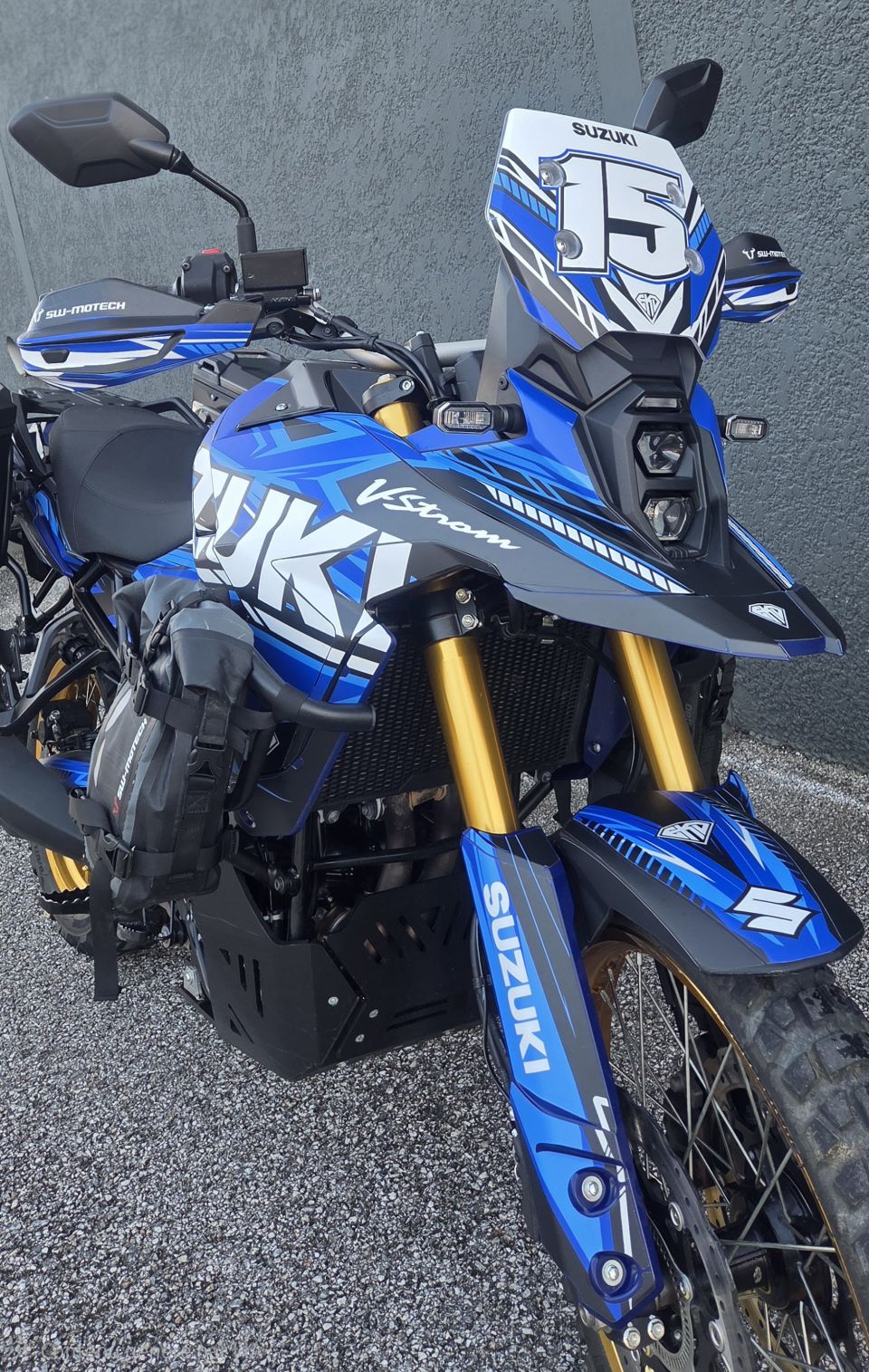 SUZUKI DL V-STROM 800DE 4