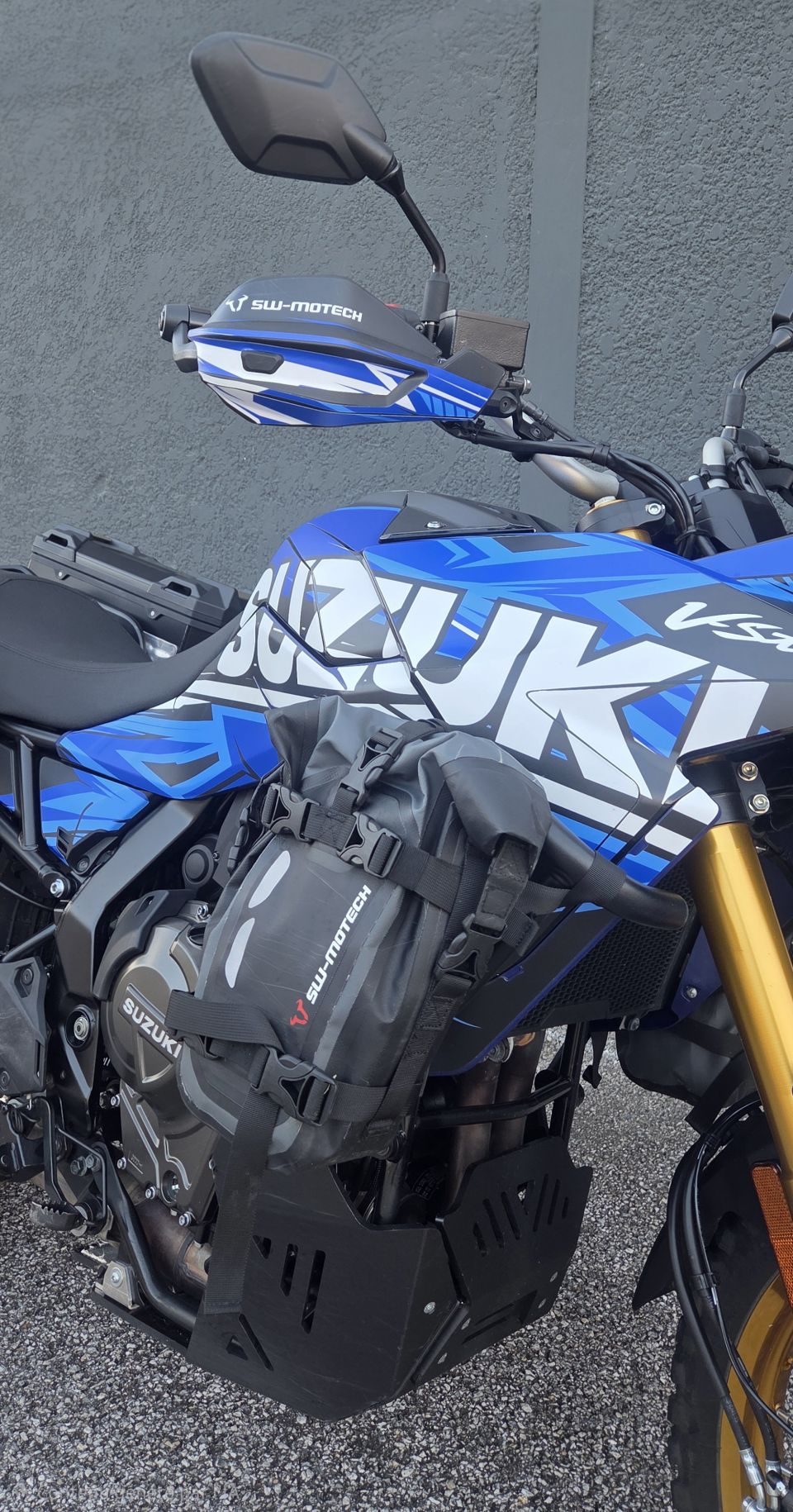 SUZUKI DL V-STROM 800DE 4