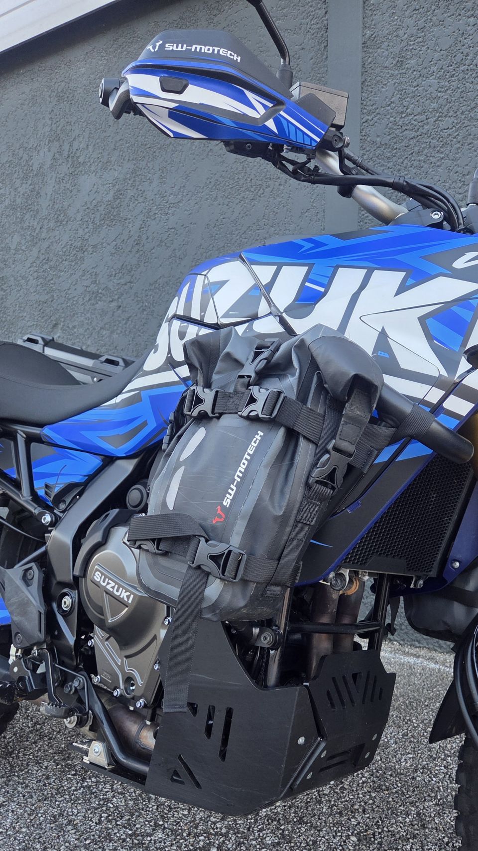 SUZUKI DL V-STROM 800DE 4