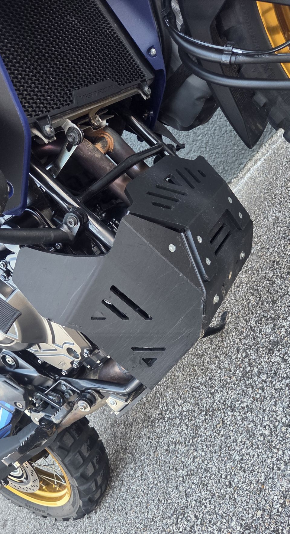 SUZUKI DL V-STROM 800DE 4