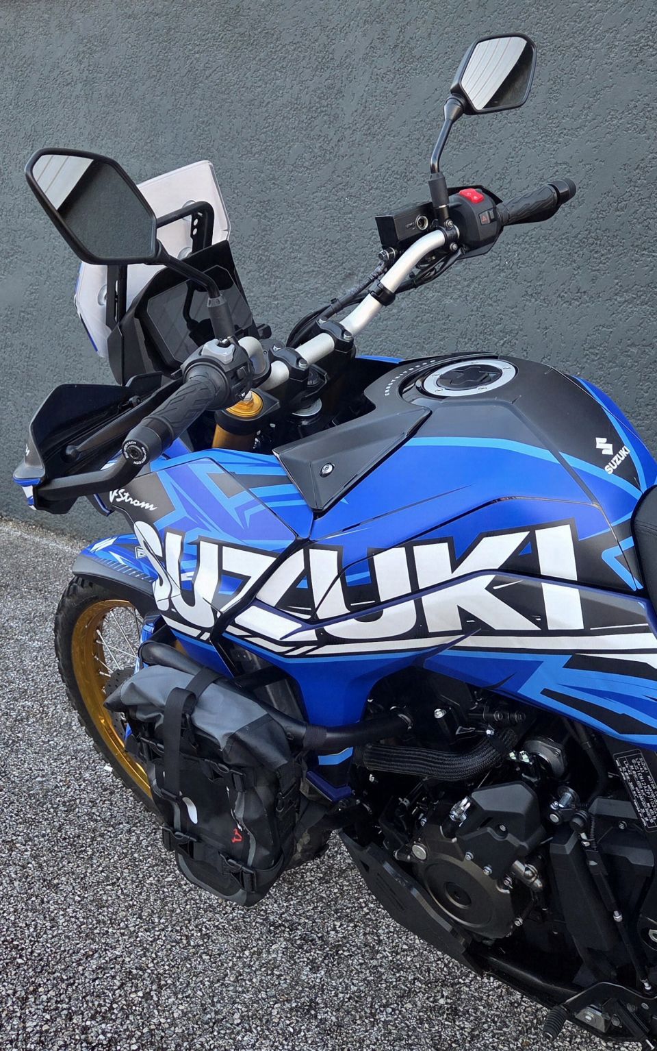 SUZUKI DL V-STROM 800DE 4