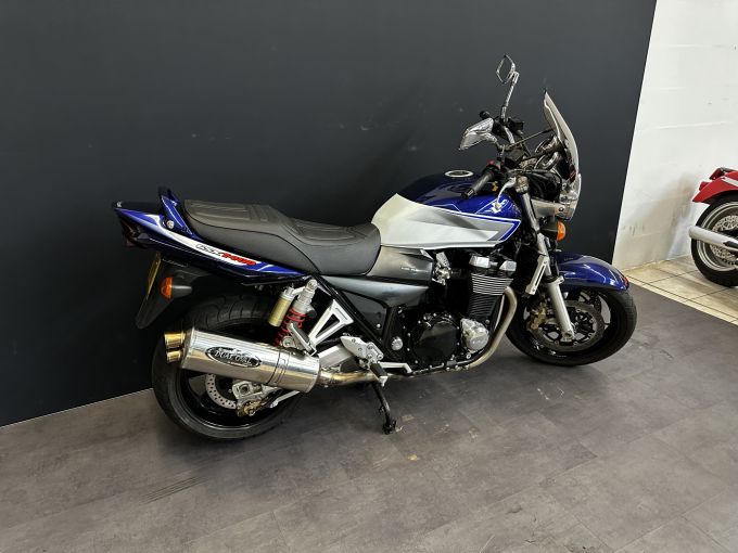 SUZUKI GSX 1400 4