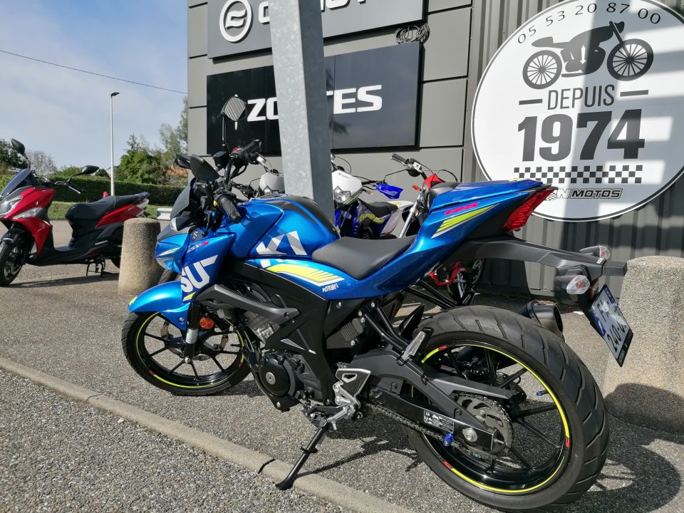 SUZUKI GSX-S 125 ABS 4