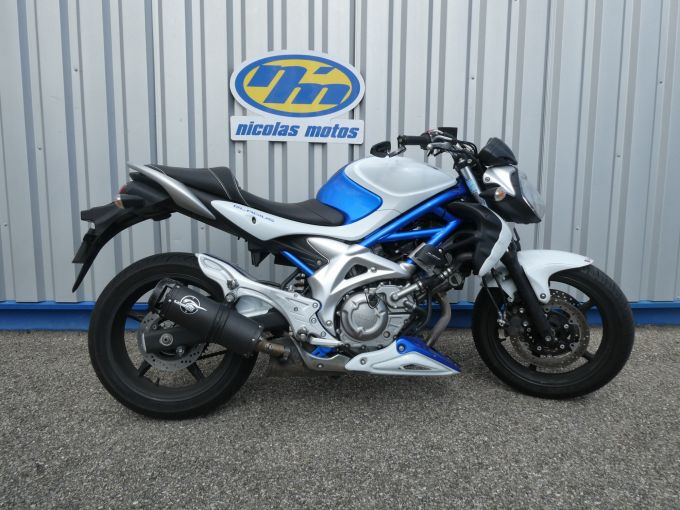 SUZUKI GLADIUS 650 4