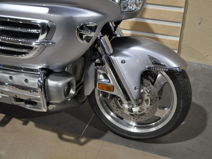 HONDA GL1800 GOLDWING 4