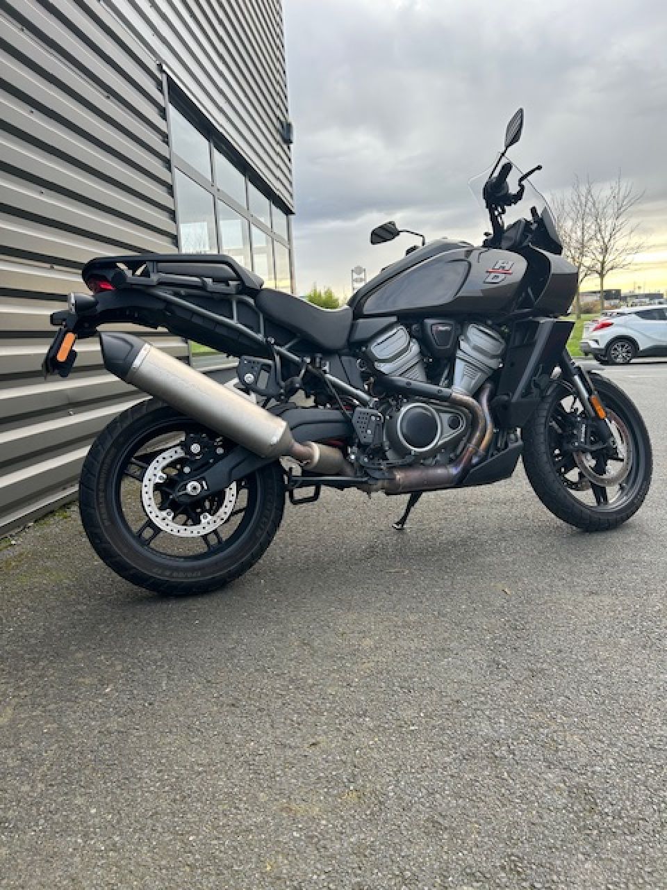 HARLEY-DAVIDSON ADVENTURE PAN AMERICA 1250 4