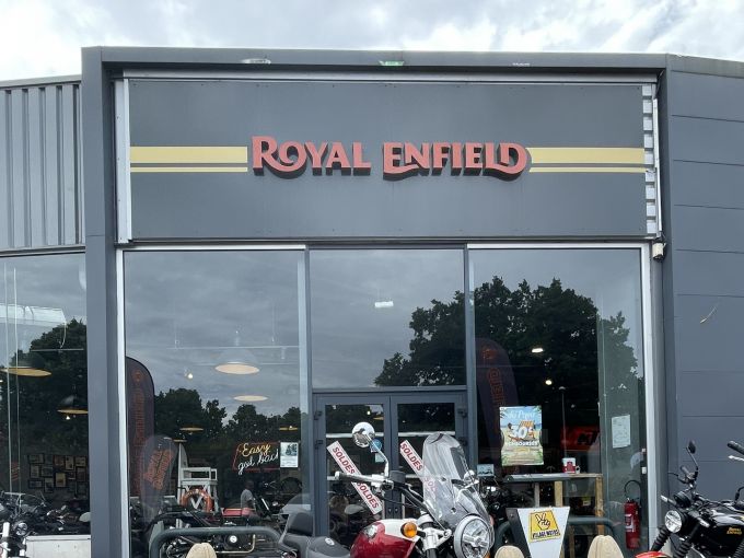 ROYAL ENFIELD AIGLON BICOLORE 4