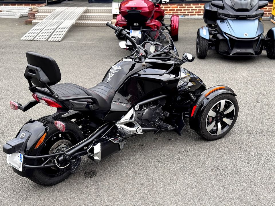 CAN-AM SPYDER F3-S 4