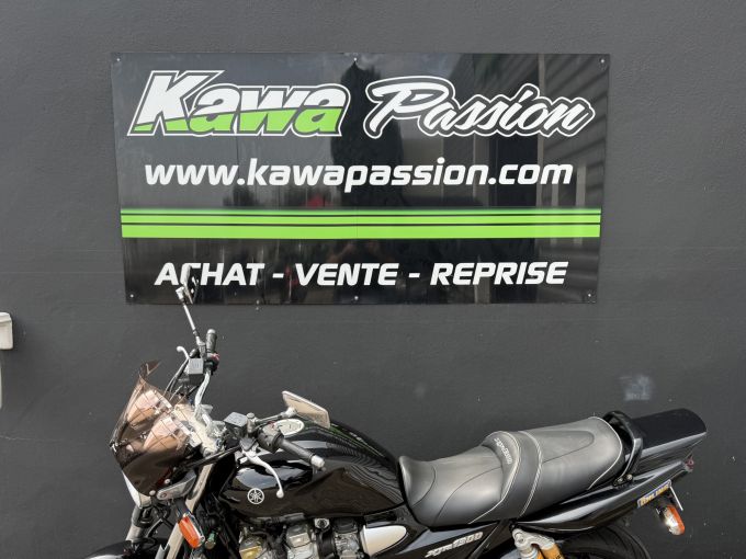 YAMAHA XJR 1300 4