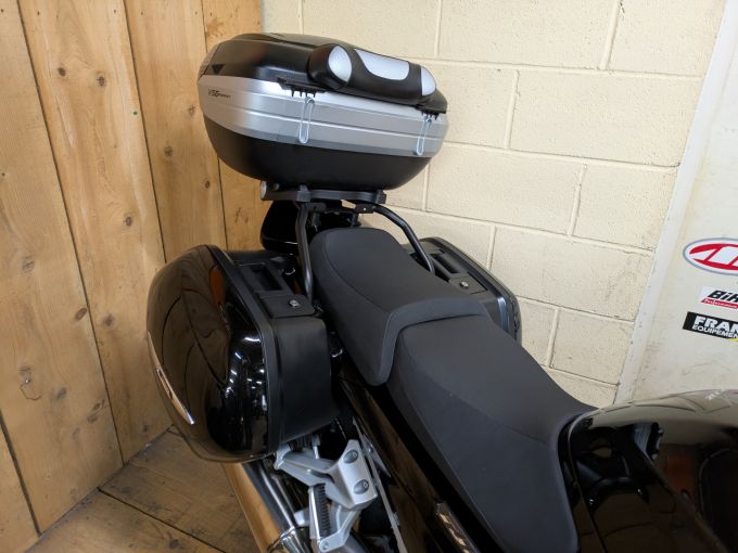 YAMAHA FJR 1300 ABS 4