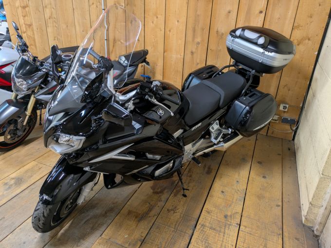 YAMAHA FJR 1300 ABS 4