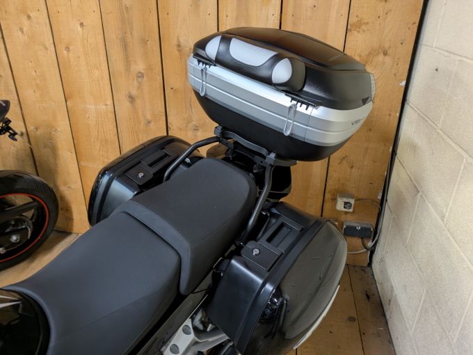 YAMAHA FJR 1300 ABS 4