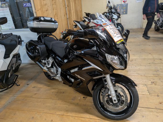 YAMAHA FJR 1300 ABS 4