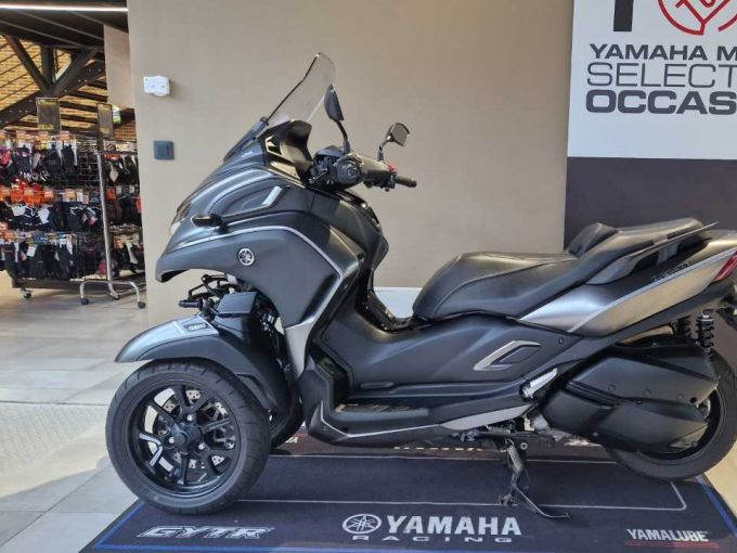 YAMAHA TRICITY 300 4
