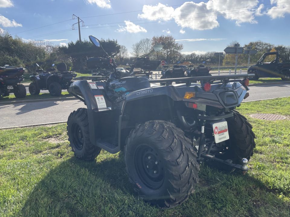 CF MOTO CFORCE 520 4