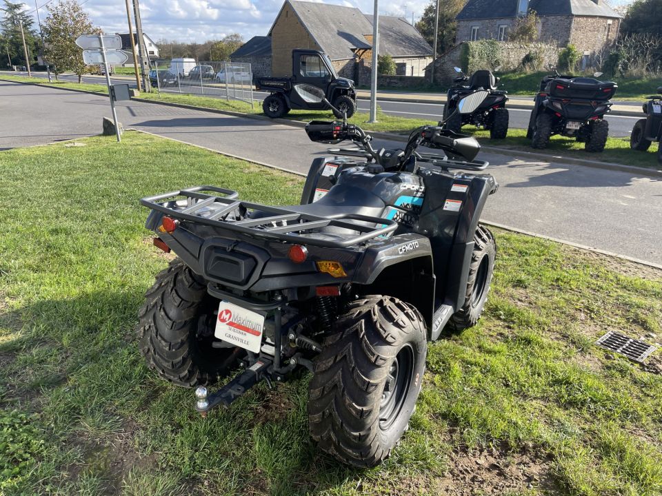 CF MOTO CFORCE 520 4