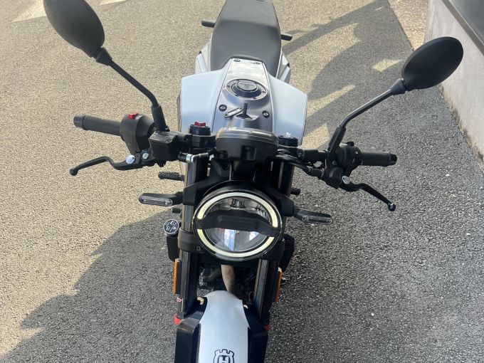 HUSQVARNA 401 VITPILEN A2 4