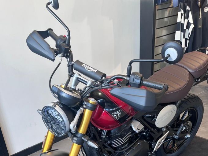 TRIUMPH Scrambler 400 X 4