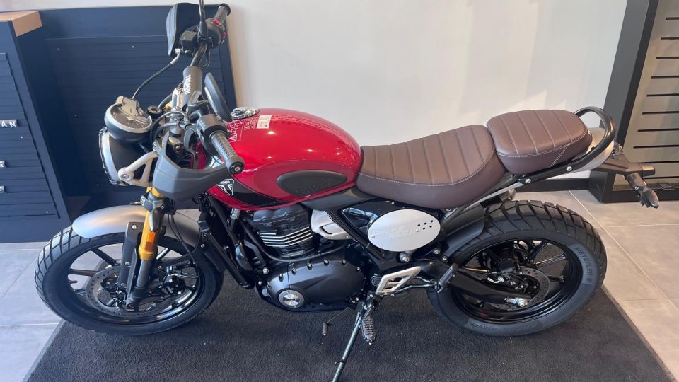 TRIUMPH Scrambler 400 X 4
