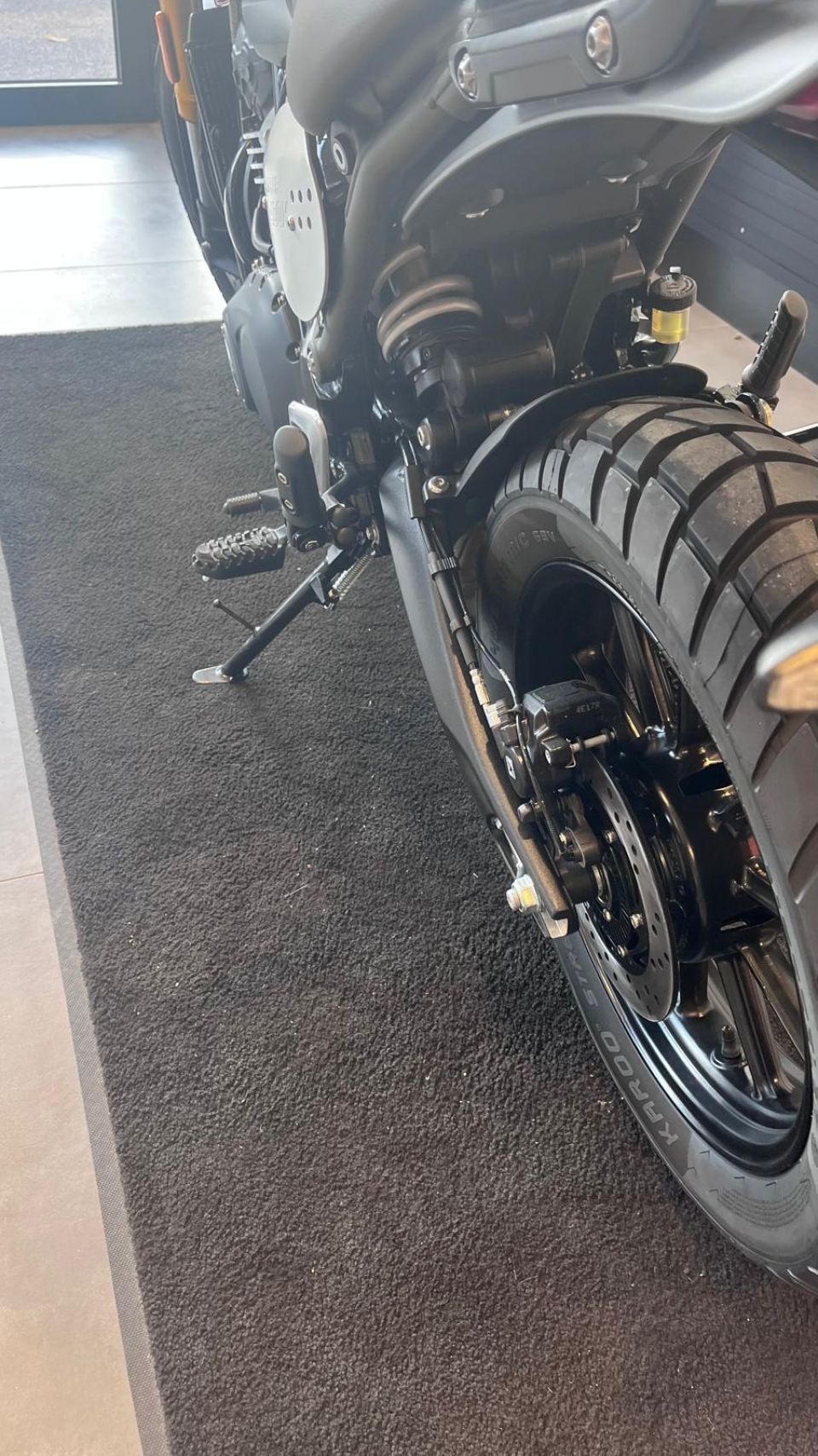 TRIUMPH Scrambler 400 X 4