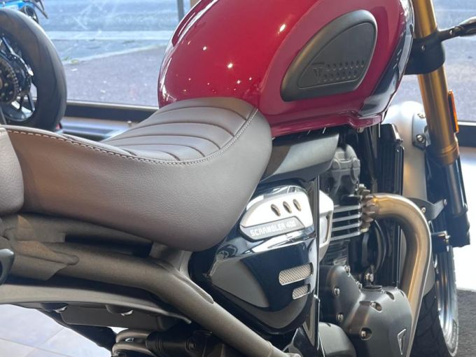 TRIUMPH Scrambler 400 X 4