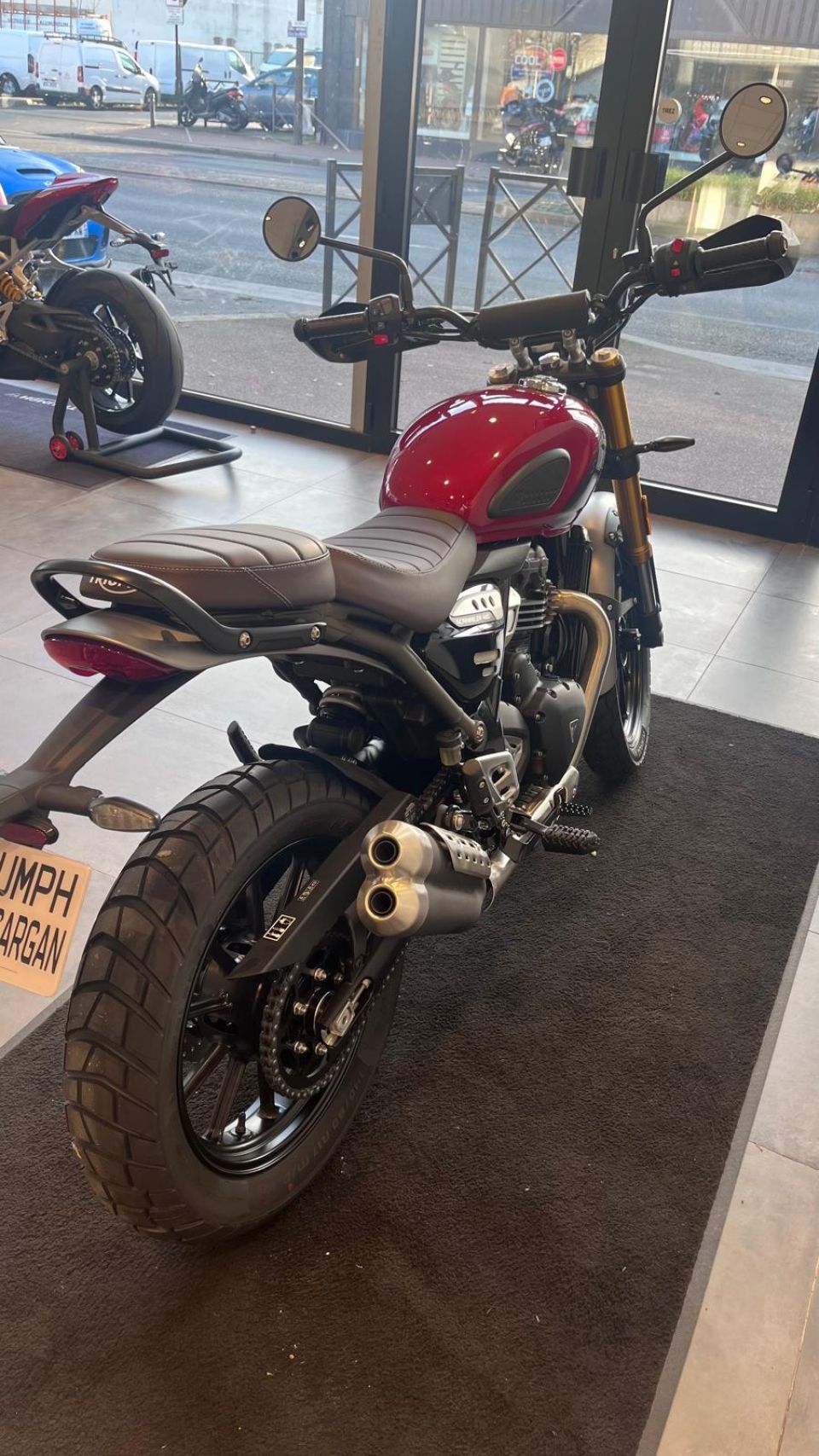 TRIUMPH Scrambler 400 X 4