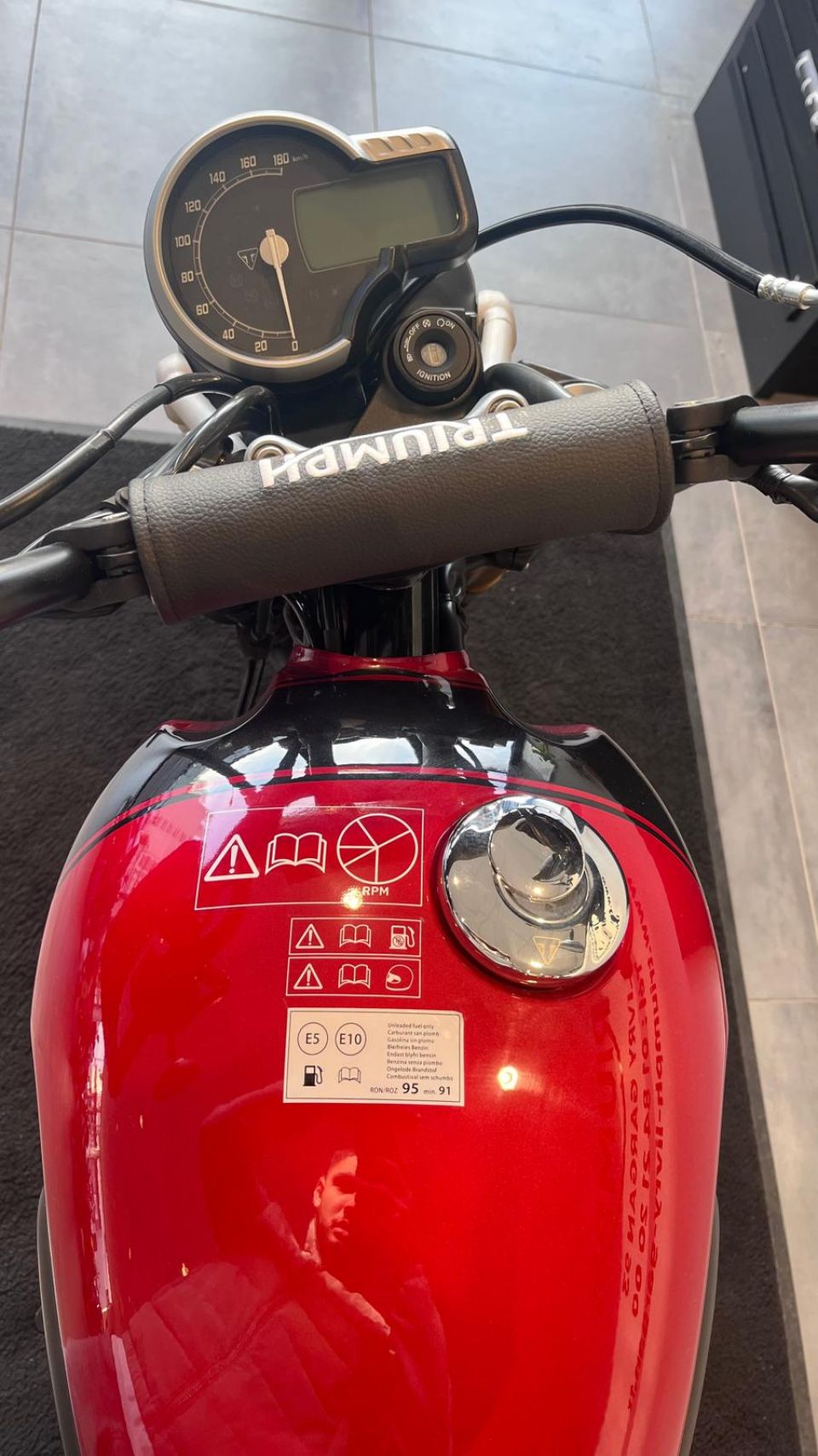 TRIUMPH Scrambler 400 X 4