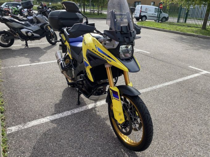 SUZUKI DL V-STROM 1050 4