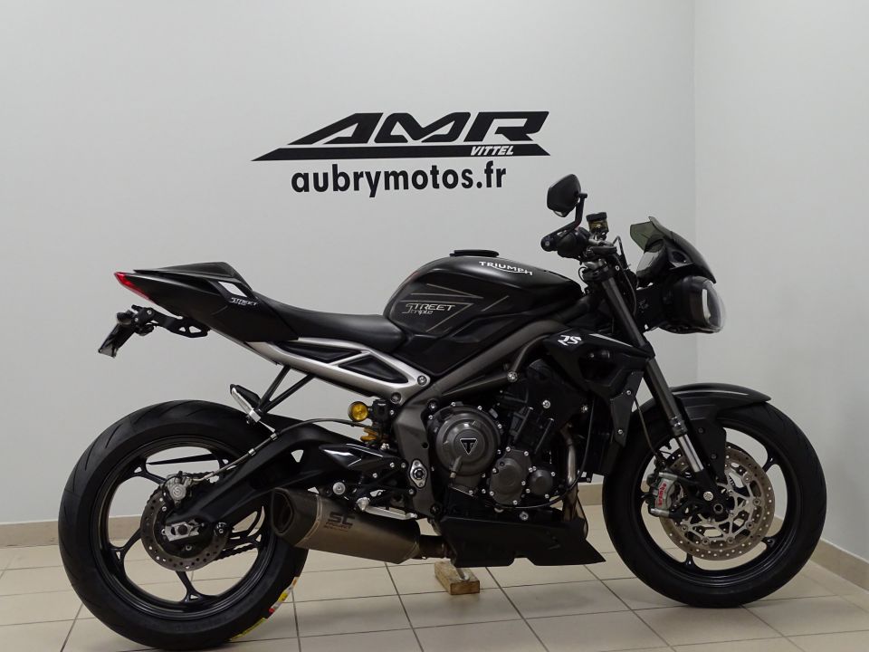 TRIUMPH STREET TRIPLE 765 RS 4