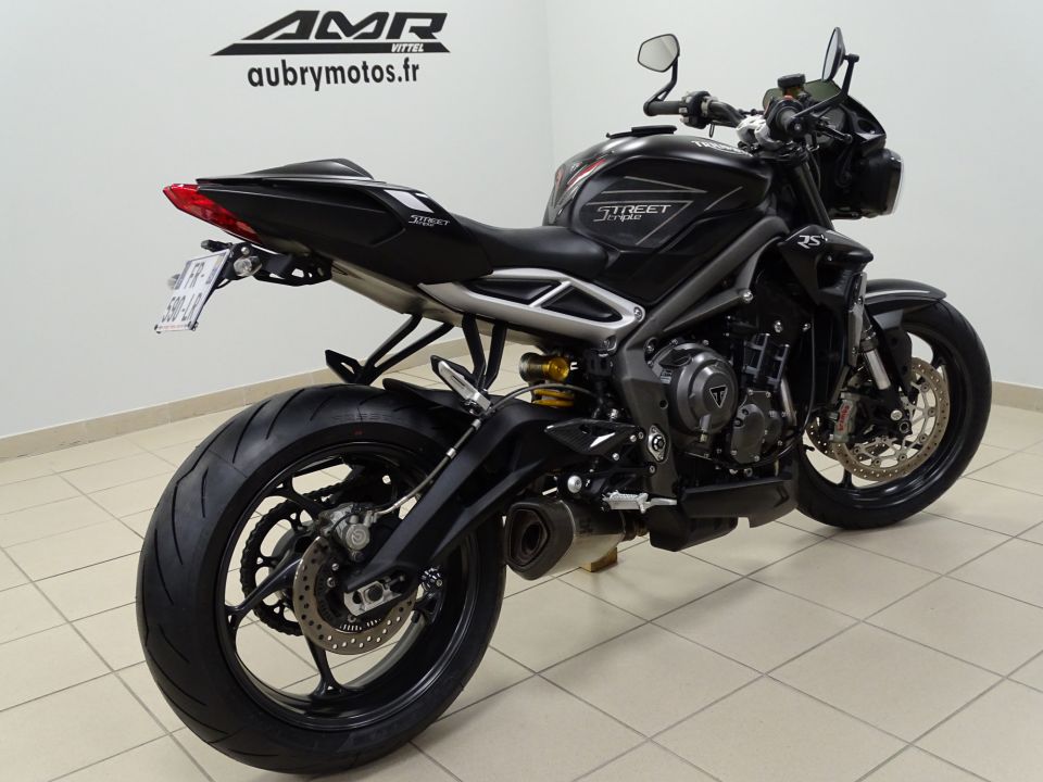 TRIUMPH STREET TRIPLE 765 RS 4
