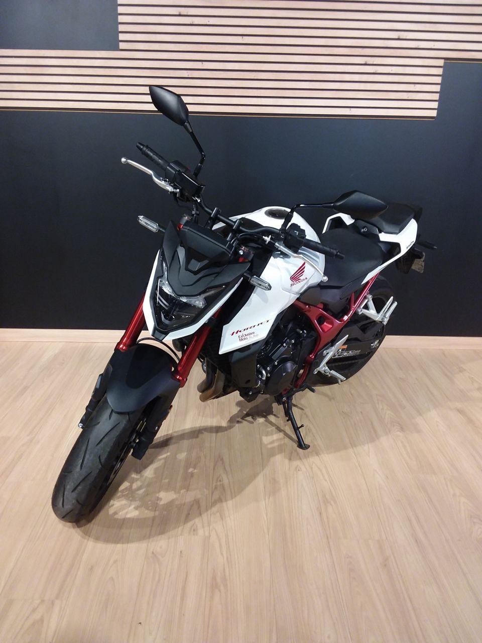 HONDA CB 750 HORNET 4