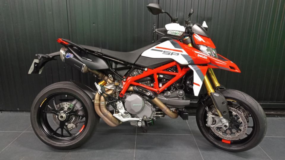 DUCATI HYPERMOTARD SP 4