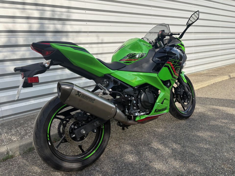 KAWASAKI NINJA 400 4