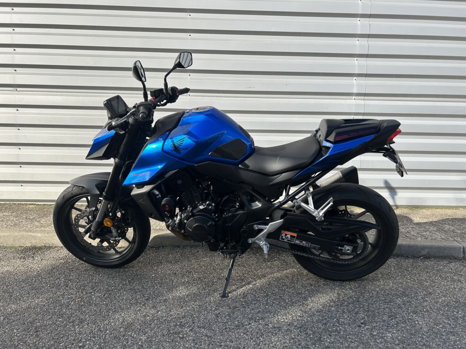 HONDA CB 750 HORNET 4