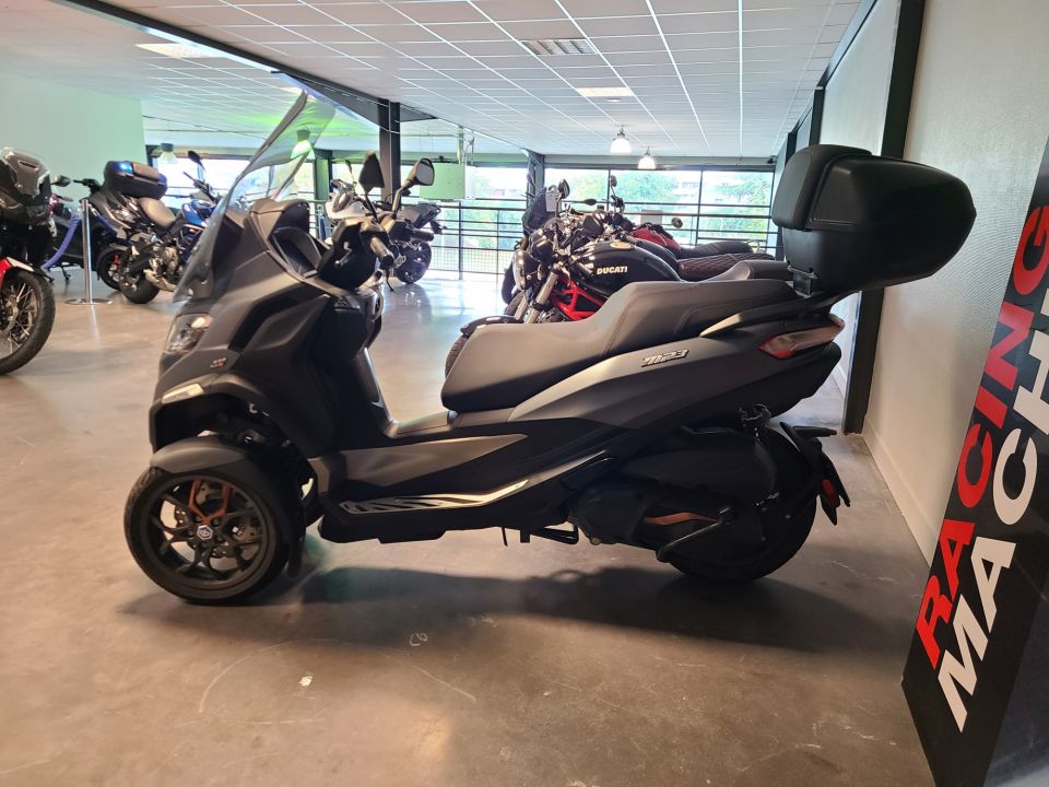 PIAGGIO MP3 530 HPE EXCLUSIVE 4