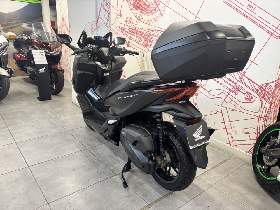 HONDA NSS FORZA 125 4