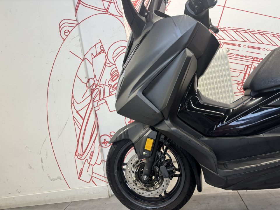 HONDA NSS FORZA 125 4