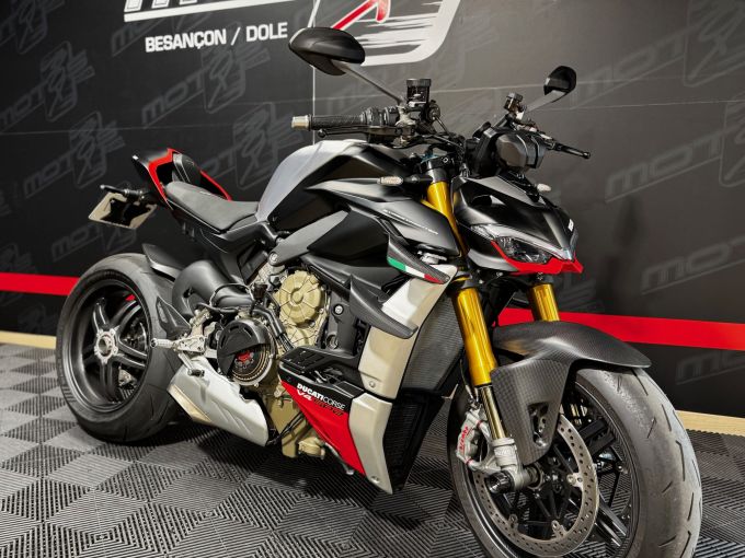 DUCATI STREETFIGHTER V4 SP2 4